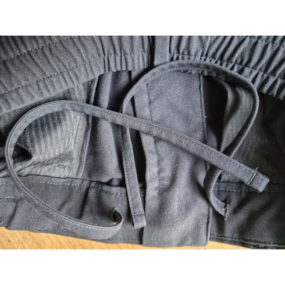 Banana Republic Men's Tapered Fit Pant Elastic Waist Drawstring Navy‎ Cuff 31x32